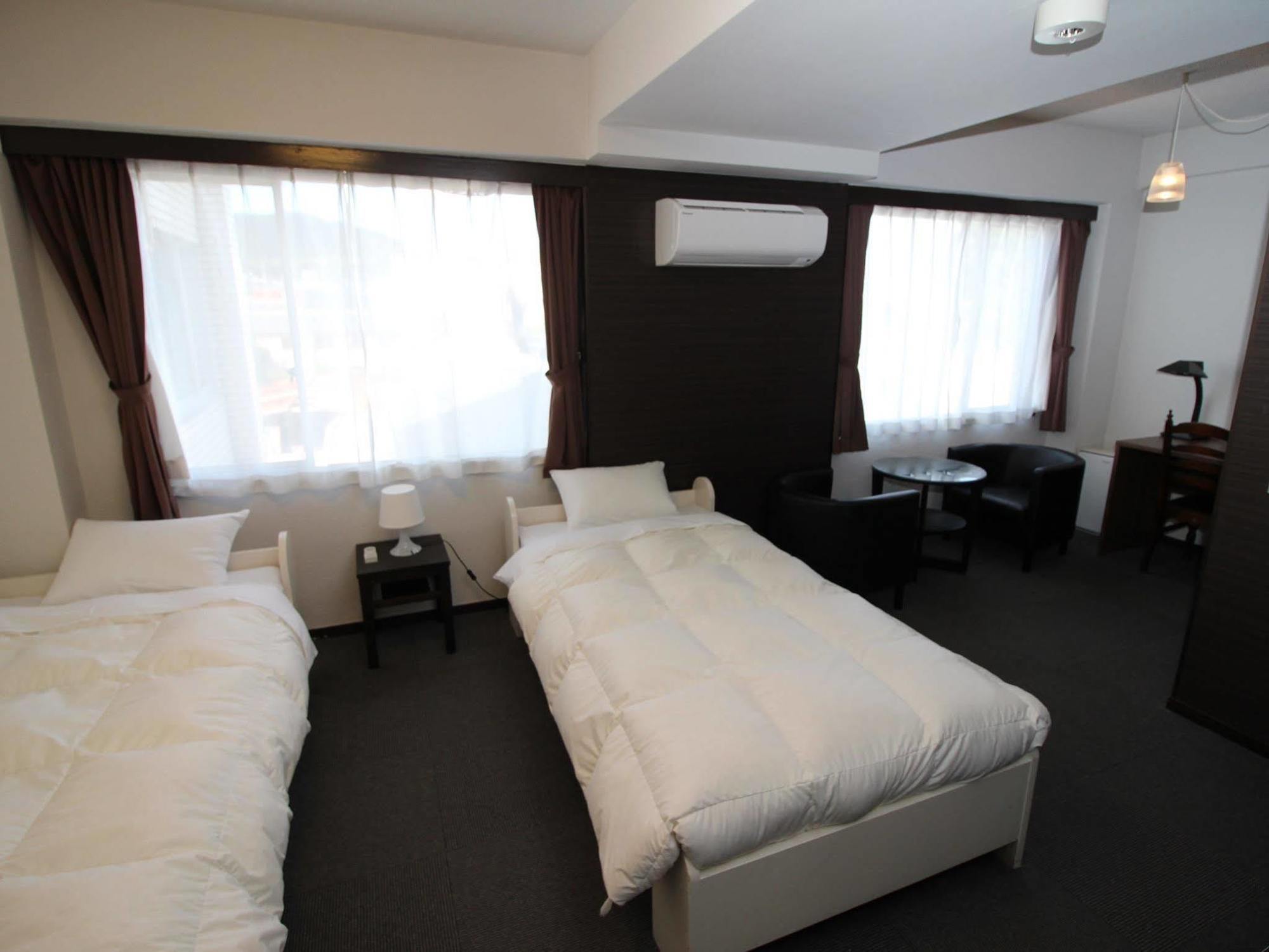 Hotel Chrysantheme Kyoto Luaran gambar